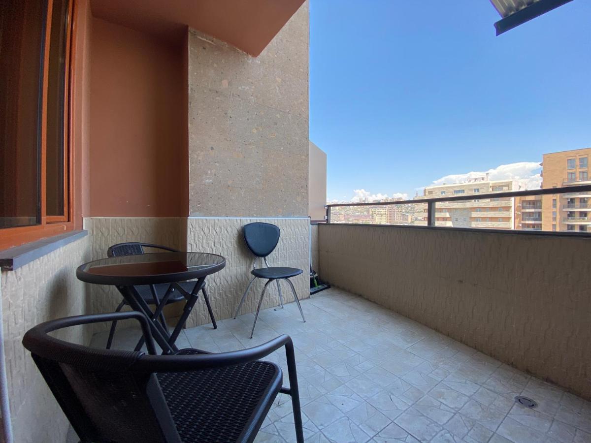 Modern Apartment For Rent In Buzand Street Bu944 Jerevan Eksteriør bilde